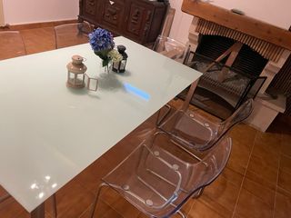 Set da tavolo in vetro e alluminio con 6 sedie