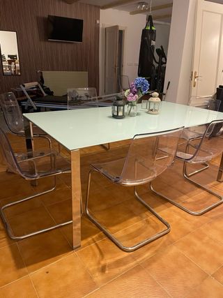 Set da tavolo in vetro e alluminio con 6 sedie