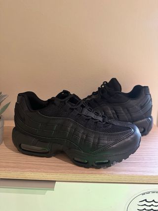 Zapatillas Nike Air Max 95 Talla 38 Negras