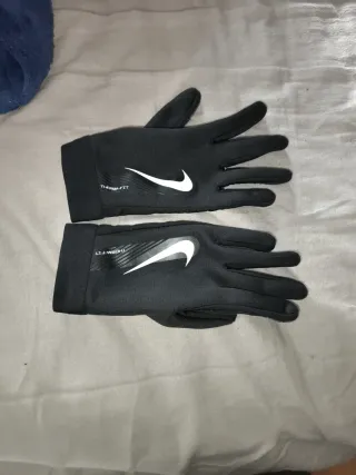 Guantes Nike Therma Fit Negros talla m