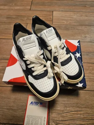 Autry Sneakers Uomo N.42 Nuove