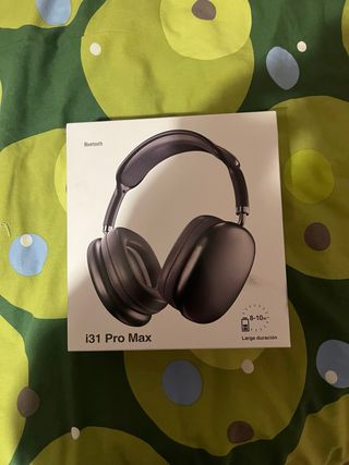 Auriculares i31 Pro Max Bluetooth sin usar