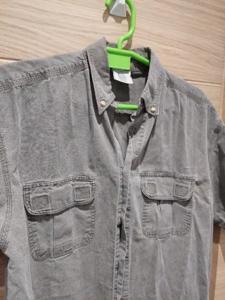 Camisa de hombre gris
