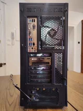 PC Gaming i7 32GB RAM Raffreddamento Liquido