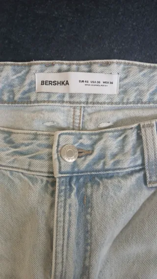 Pantalón vaquero Bershka azul