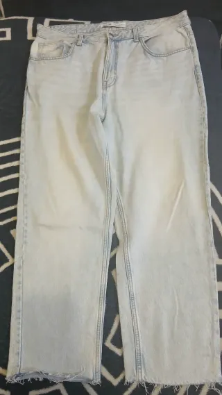 Pantalón vaquero Bershka azul