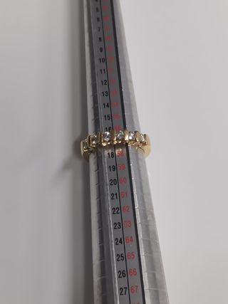 Anillo Oro 18k con Brillantes