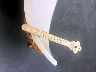Aplique Alabastro y Bronce Vintage