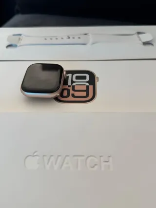 Apple Watch Series 10 GPS 42mm Oro