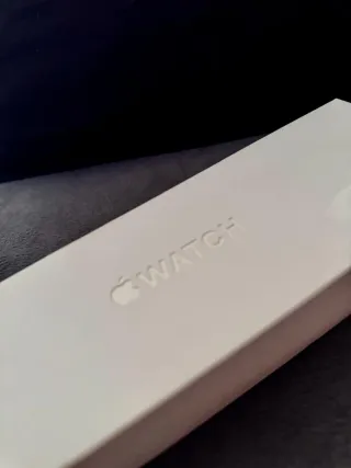 Apple Watch Series 10 GPS 42mm Oro