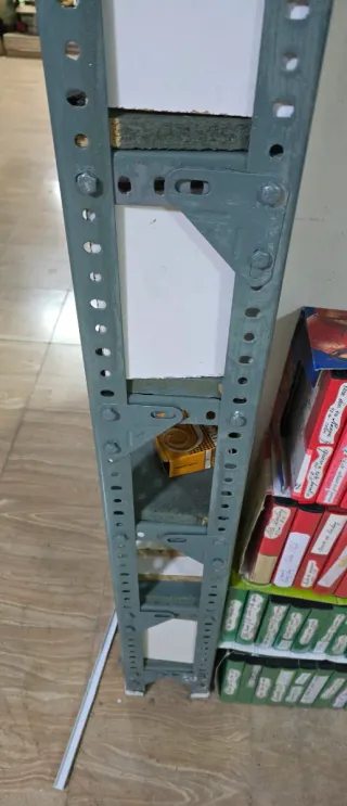 Estantería Metálica Resistente