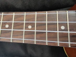 Ukelele Mahimahi con funda y afinador de pinza