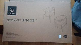 Minicuna Snoozi y Bolsa de Transporte Snoozi Stokk