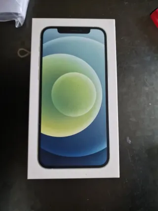 iPhone 12 128GB impecable, bateria 75%