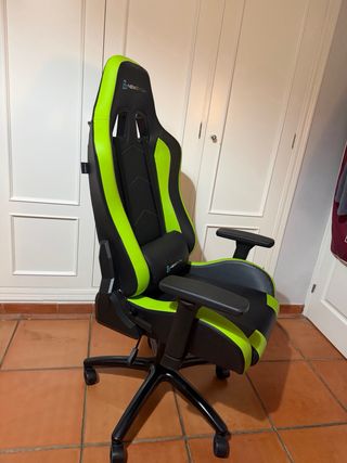 Silla Gaming Newskill Negra y Verde
