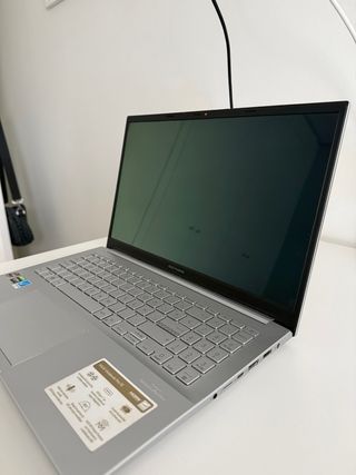 ASUS Vivobook 15 Pro OLED Plata