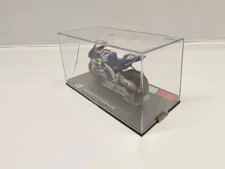 Modellino Honda RC211V Sete Gibernau 2004