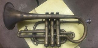 Corneta antigua Couesnon & Cie (París) – Modelo Nº 2 Exposition Universelle 1900 – Hors Concours