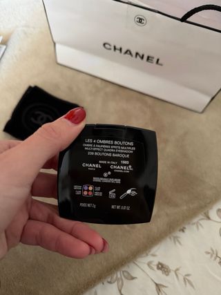 Chanel Les 4 Ombres boutons Paleta Sombras