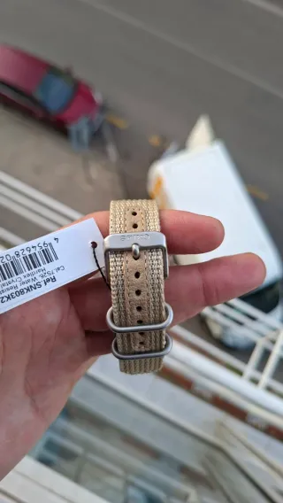 NOS Seiko 5 Sports 7S26 SNK803K2 Automático Beige