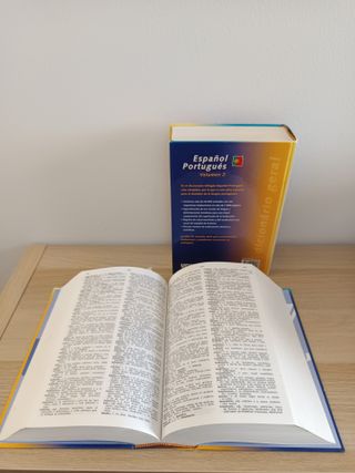 Diccionario Bilingüe Portugués-Español VOX 2 tomos