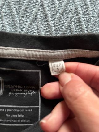 Camiseta Supreme x Dragon Ball Z Goku Negra