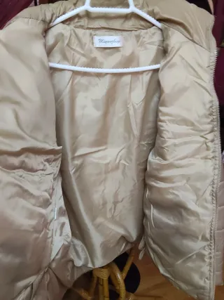 Chaqueta acolchada beige