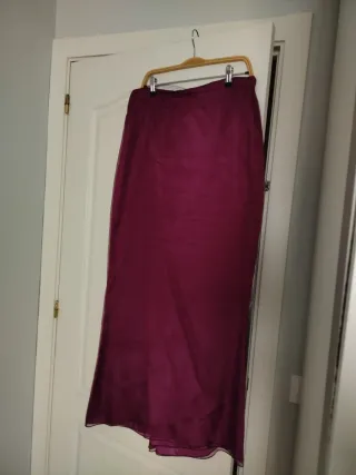 Falda de fiesta fucsia