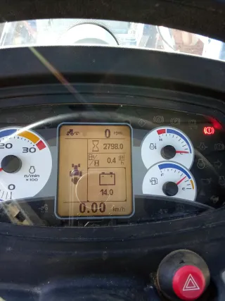 Tractor New Holland Azul