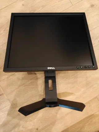 Monitor Dell 19 VGA y DVI, con cables.