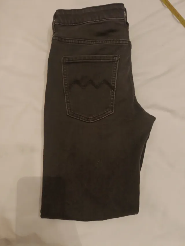 Pantalón vaquero Super Soft negro