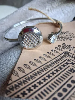 Pulsera Aromaterapia Plata Flor Vida