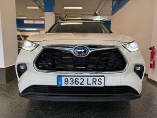 Toyota Highlander 2.5i HEV AWD AUTO