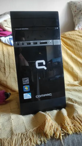 Torre PC Compaq Vacía Negra