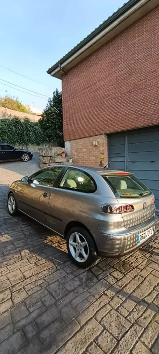 SEAT Ibiza 1.4 gasolina 75cv – 2004