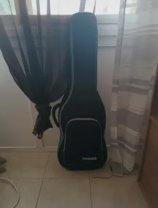 Guitarra Eléctrica Donner PRECIO NEGOCIABLE