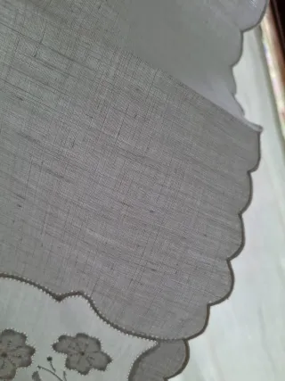 Sei tovaglioli in lino ricamati