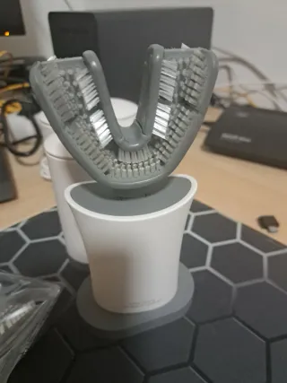 Unobrush Spazzolino Elettrico U