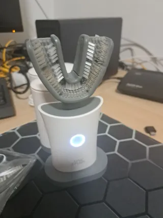 Unobrush Spazzolino Elettrico U