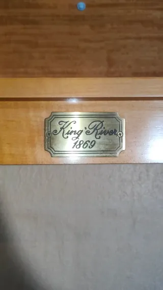 Libreria King River 1869