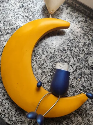 Lámpara Infantil Luna Colgante