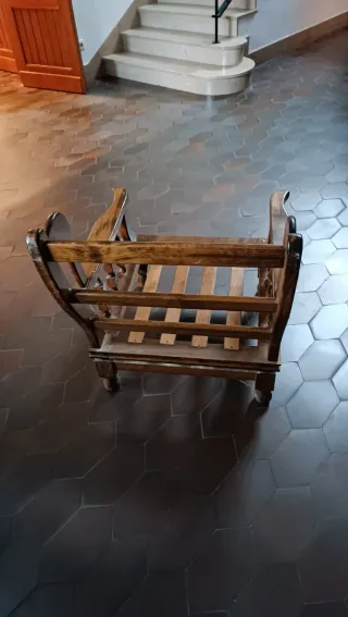 Sillón individual madera y tela beige