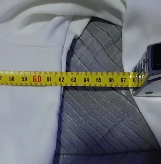 Chaqueta real madrid Adidas talla xl muy poco uso