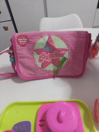 Lote Juguetes Muñeco Silla Trona y Accesorios