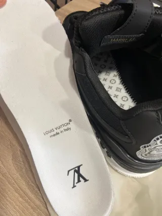 Zapatillas LV Trainer Talla 42 Nuevas