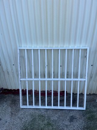 Reja aluminio blanca 99x92cm