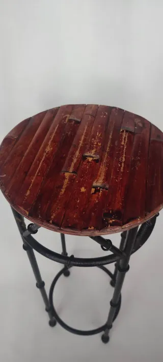 Mesita auxiliar metal y madera