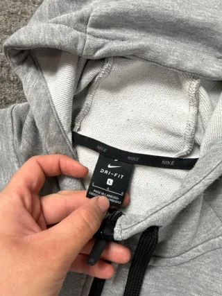 ¡¡OFERTA!! Talla L Chaqueta Nike Dri-Fit Gris