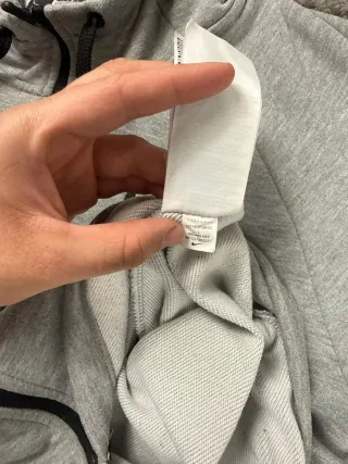 ¡¡OFERTA!! Talla L Chaqueta Nike Dri-Fit Gris