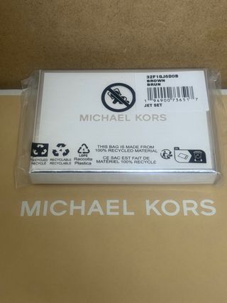 Tarjetero Michael Kors Marrón Logo